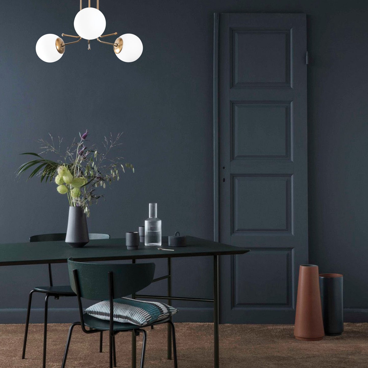Lampadario Elegante in Metallo e Vetro
