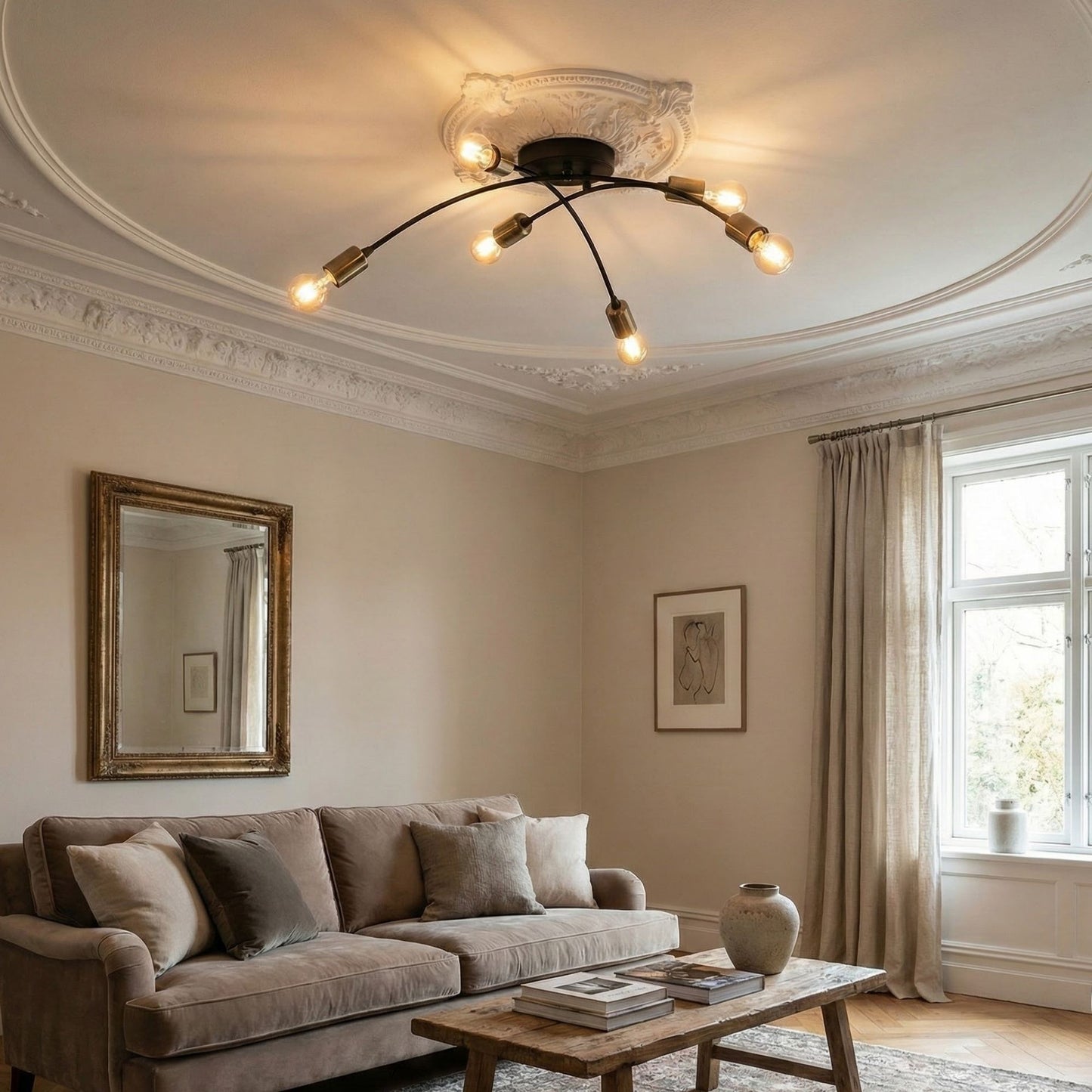 Lampadario Elegante in Metallo e Vetro