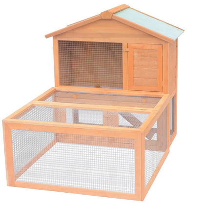 Outdoor Hutch for Small Animals in Wood