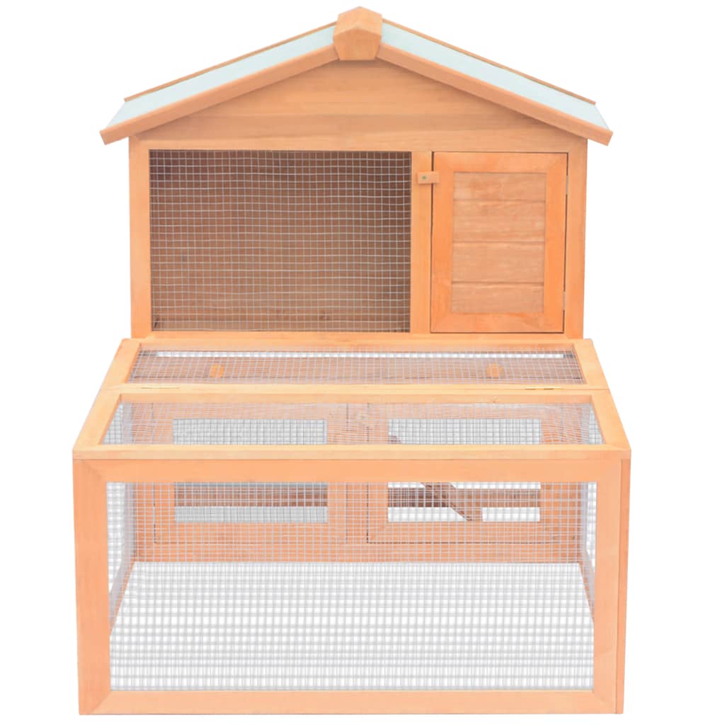 Outdoor Hutch for Small Animals in Wood