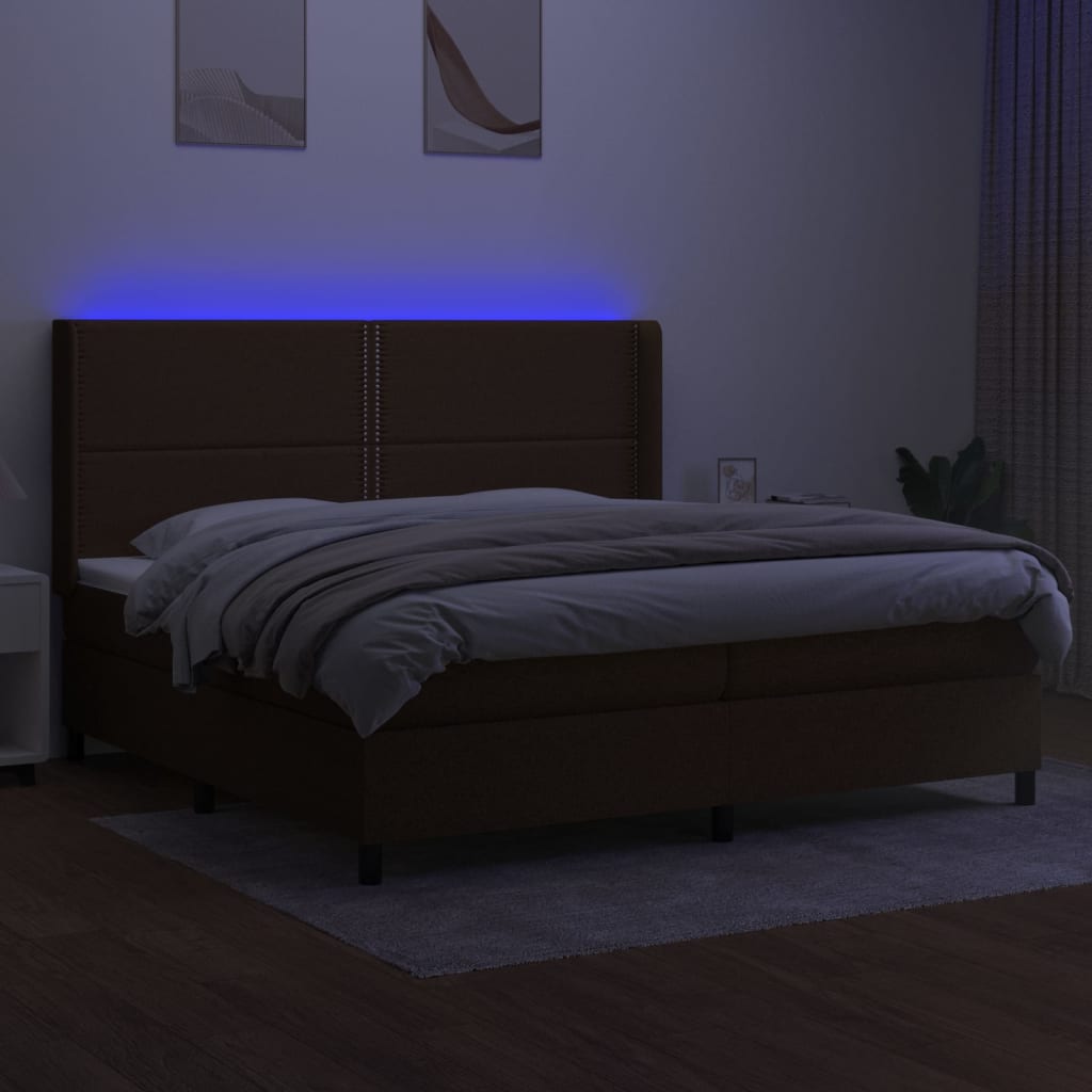 Letto a Molle Materasso e LED MarroneScuro 200x200cm in Tessuto | homemem39