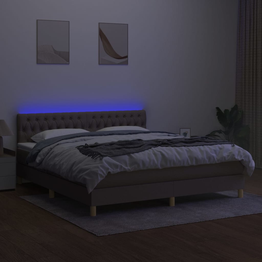 Letto a Molle con Materasso e LED Tortora 180x200 cm in Tessuto