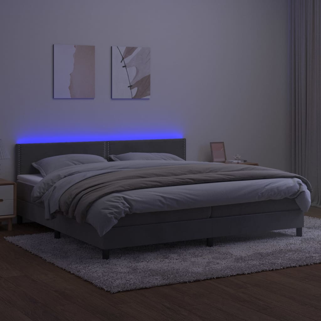 Letto a Molle Materasso e LED Grigio Chiaro 200x200 cm Velluto - homemem39