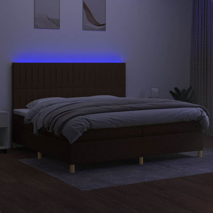 Letto a Molle Materasso e LED Marronescuro 200x200cm in Tessuto