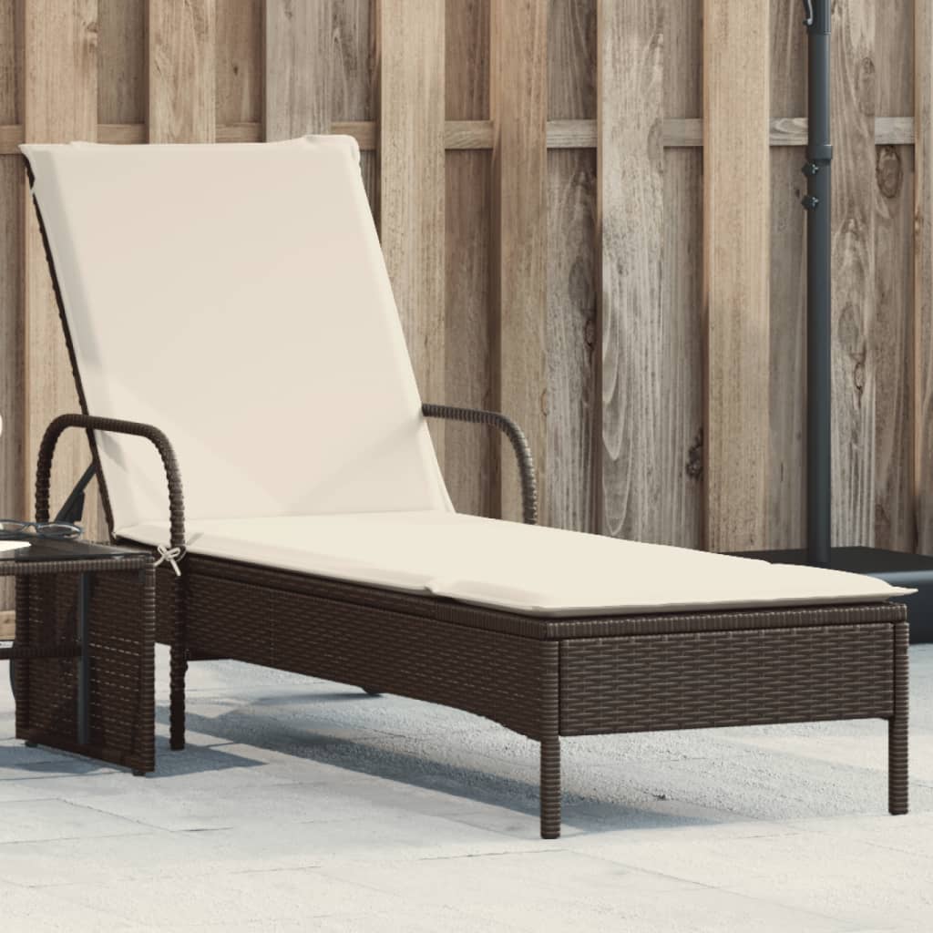 Sun lounger with wheels and cushion in brown polyrattan