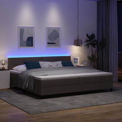 Letto a molle con testiera Marrone Scuro 200 x 200 cm Tessuto