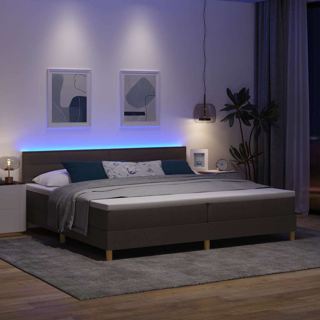 Letto a Sorgente LED Marrone Scuro 200 x 200 cm Tessuto | homemem39