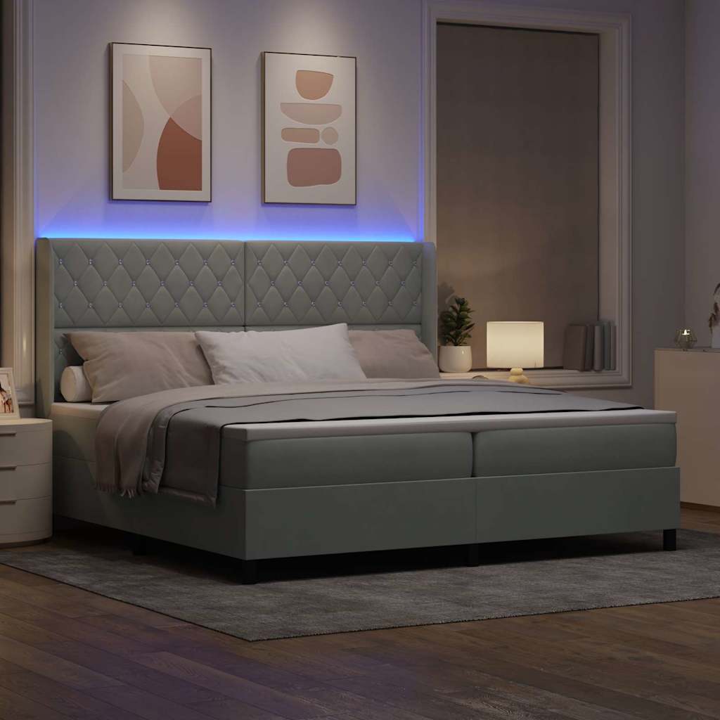Letto a molle con materasso Grigio chiaro 200 x 200 cm Velluto | homemem39