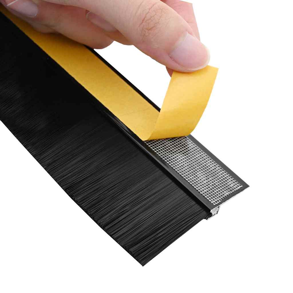 Spazzole per porte autoadesive 2 pcs Nero 100 cm | homemem39