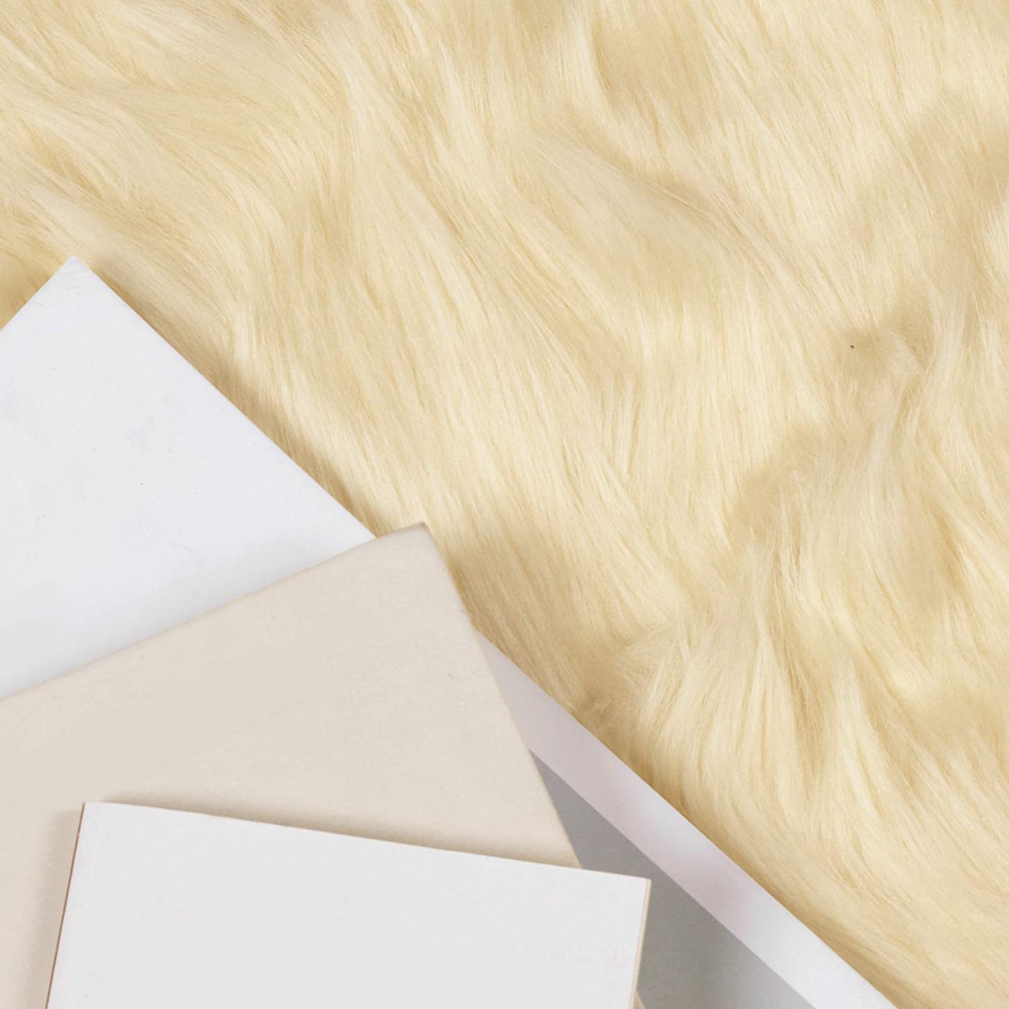 Tappeto in finta TAFALLA Crema Ø 80 cm Poliestere