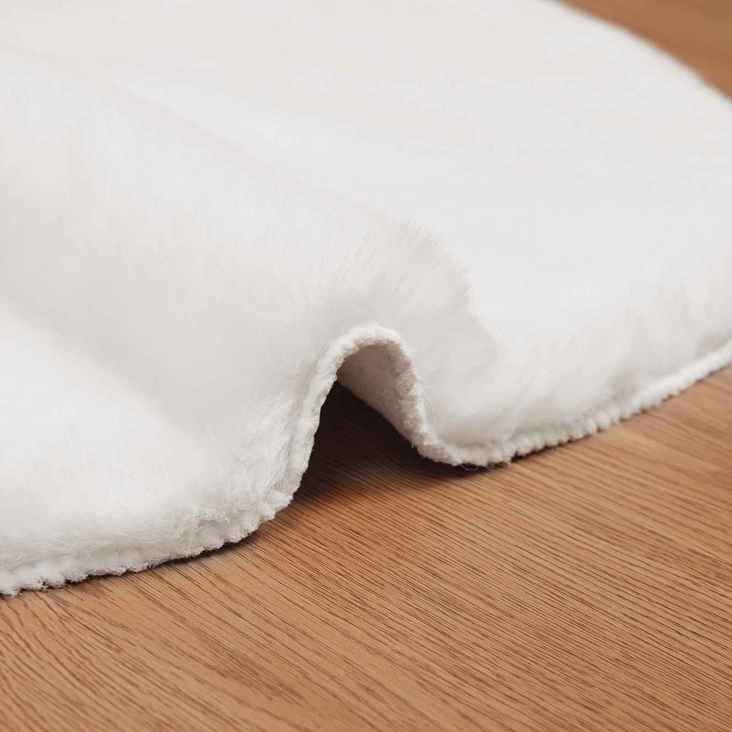 Tappeto in Pelliccia Sintetica di Coniglio Olite Bianco