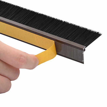 Spazzole per porte autoadesive 12 pcs Marrone 100 cm | homemem39