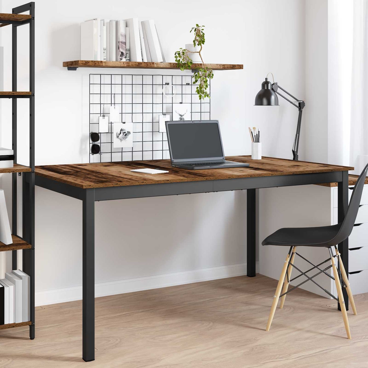 Tavoli da pranzo METALLO