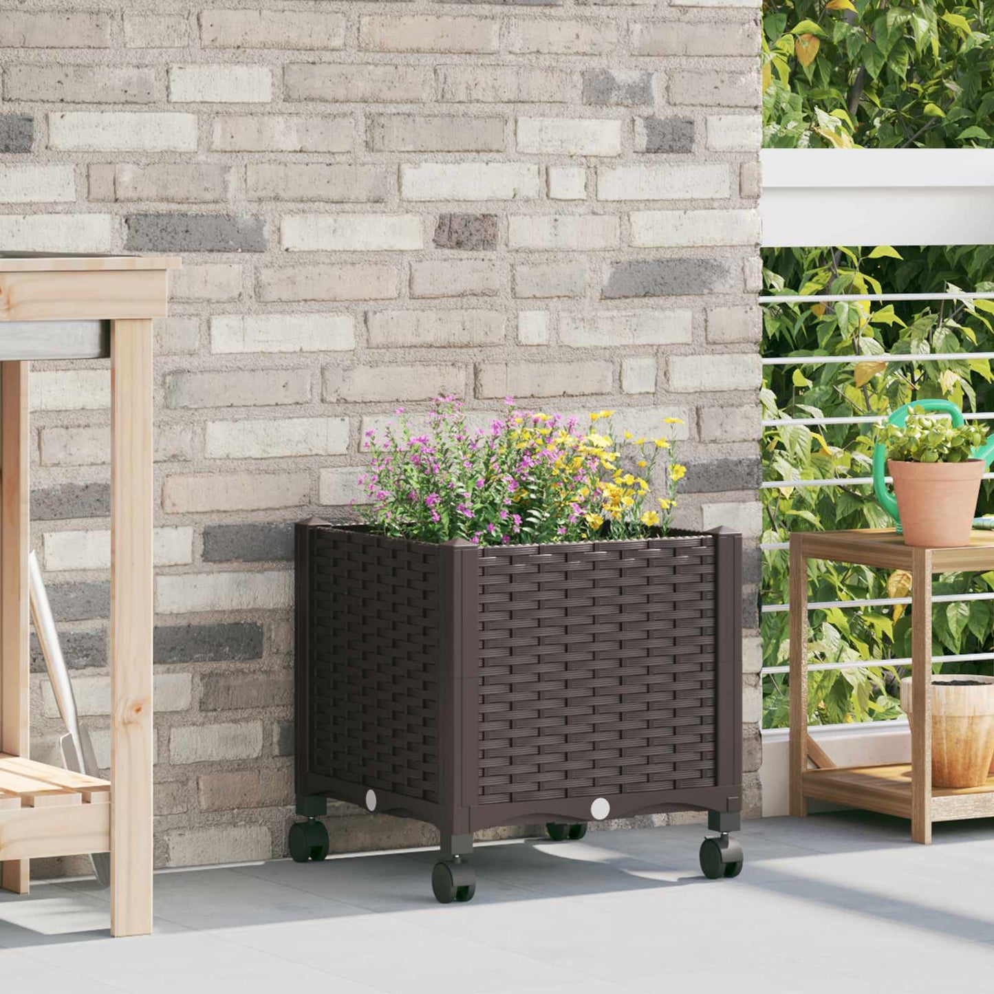 Vaso da Giardino con Ruote Marrone 40 x 40 x 44 cm PP | homemem39
