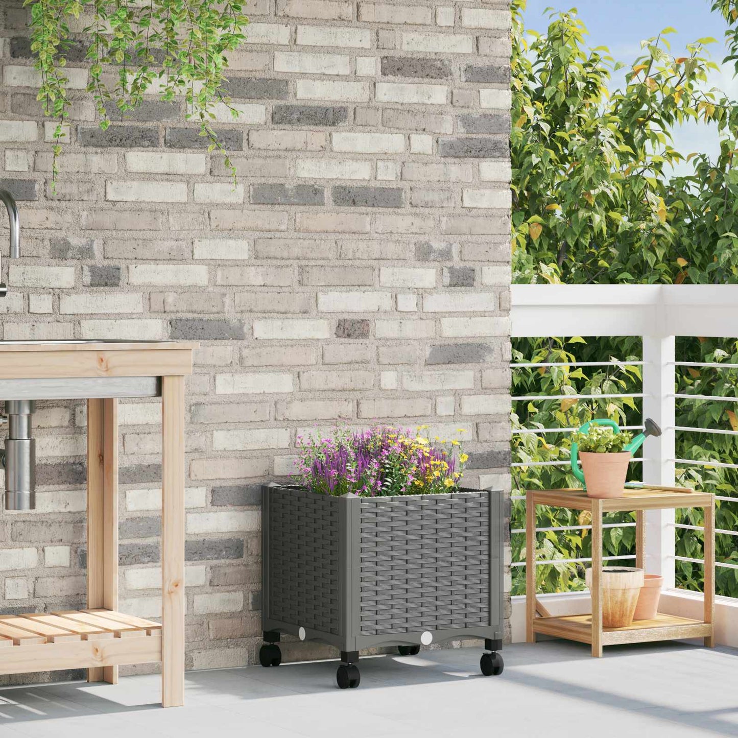 Vaso da Giardino con Ruote Grigio Chiaro 40 x 40 x 48 cm PP | homemem39