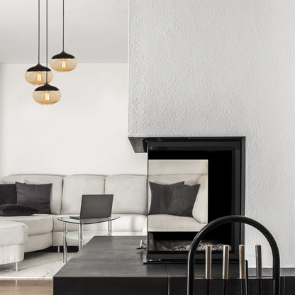 Lampadario Elegante in Metallo e Vetro